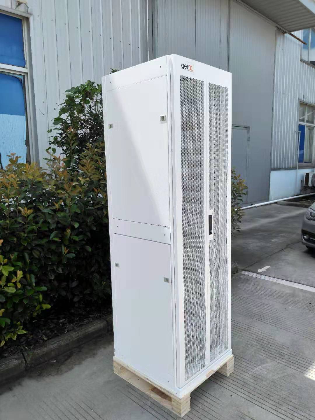 46ru Rack Mine-Spec Indoor Cabinet - 46RU x 800mm Deep · genZ